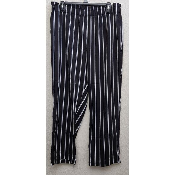 Shein Black White Striped Curve Pull On Pleated Pants 1XL Lightweight Flowy - Picture 1 of 6